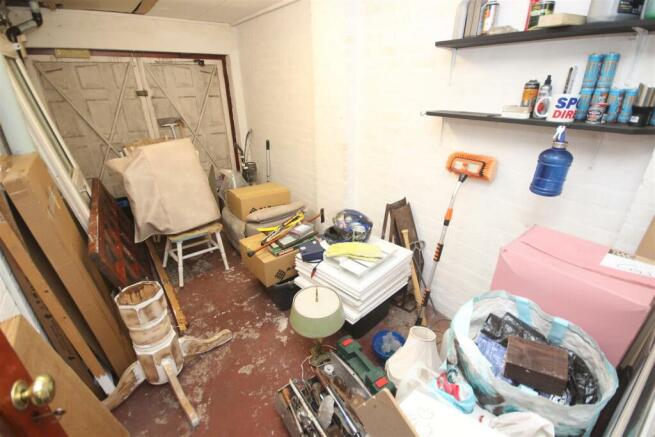 Garage.JPG