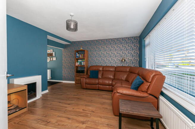 3 bed Semi-Detached for sale Image 5