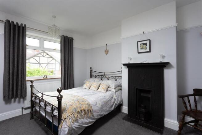3 bed Semi-Detached for sale Image 12