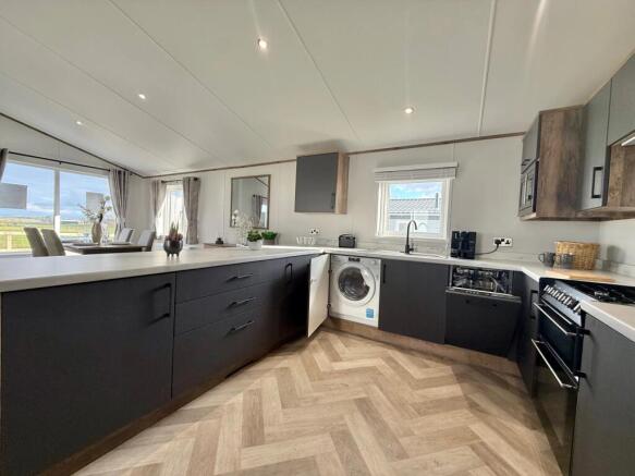 2 bed Lodge for sale Image 11