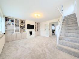 2, Hag Hill Rise, Taplow, Maidenhead SL6 0LS