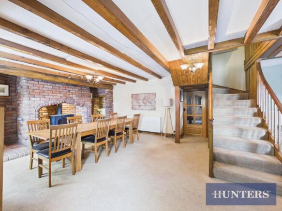 4 bed Link Detached House for sale Image 4