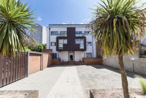 Flat 27, 1 Hutchings Wharf, Hutchings Street, London E14 8JY