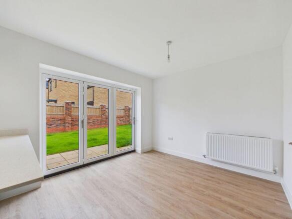 4 bed Detached for sale Image 5