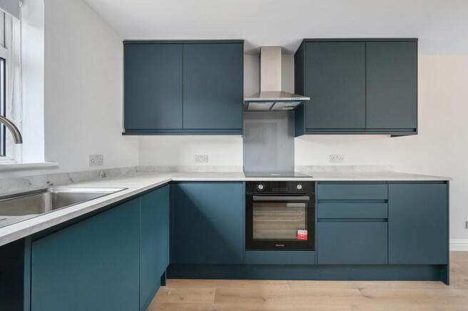 8 REGENTS SQUARE ...