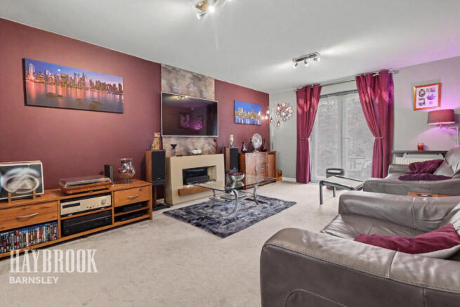 3 bed Detached for sale Image 4