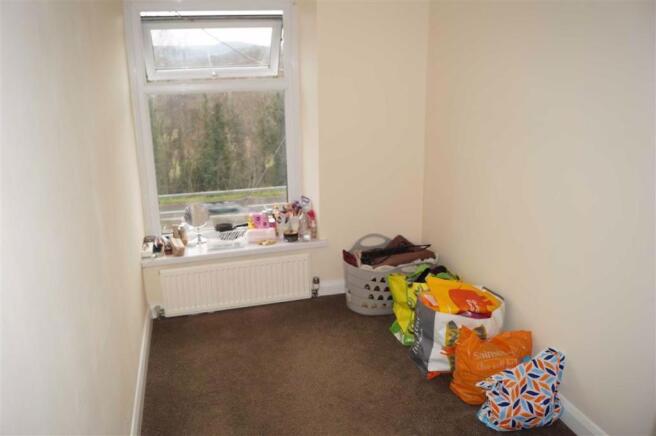 BEDROOM 2 (FRONT)