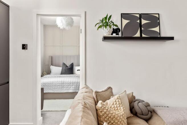 2 bed Flat for sale Image 8