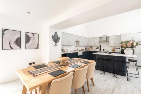 West Street, Lilley, Luton, Hertfordshire, LU2