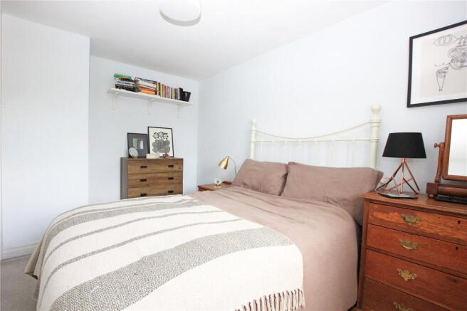 3 bed Terraced for sale Image 9
