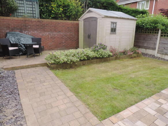 Photo 18
