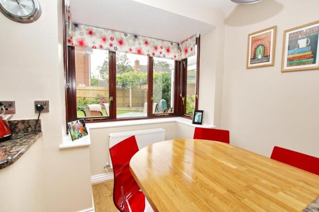 KITCHEN BREAKFAST ROOM
