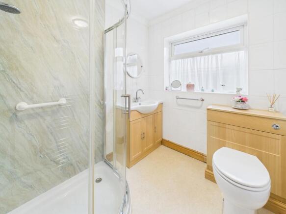 2 bed Detached Bungalow for sale Image 10