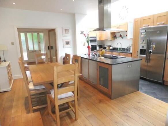 Kitchen/Breakfast