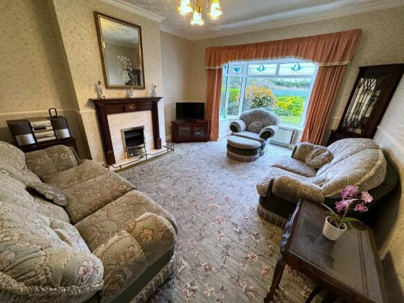 Lounge/Bedroom