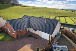 8, Highfield Grove, Torthorwald DG1 3GE