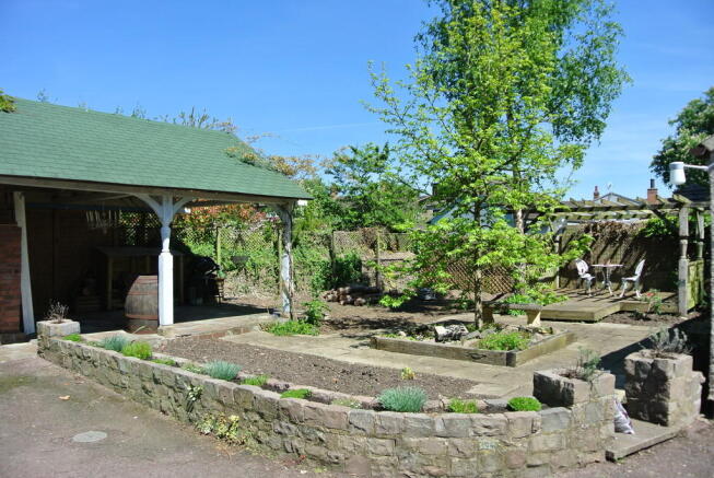 Photo 18