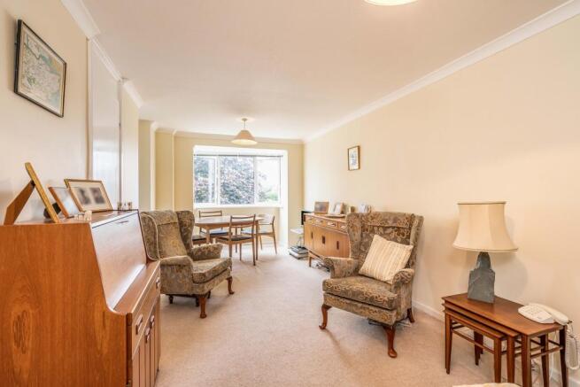 Living/Dining Room