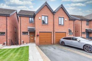 12, Chaucer Way, Salford M7 3AE