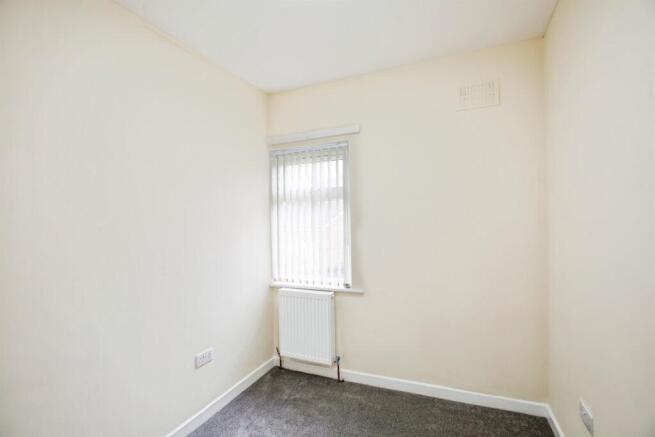 2 bed Terraced for sale Image 11