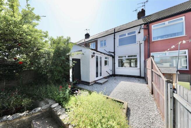 3 bed Terraced for sale Image 10