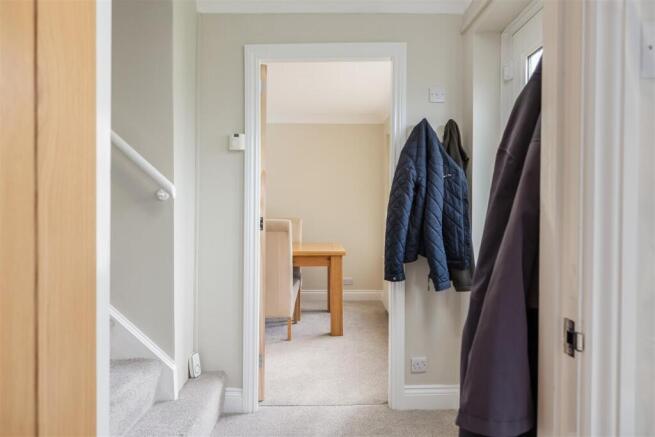 4 bed Detached for sale Image 10