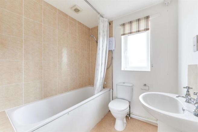 3 Adams Close-1.jpg