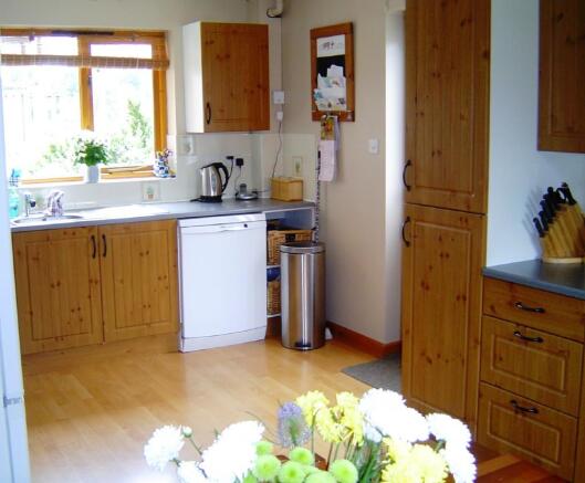 Kitchen/B'fast room