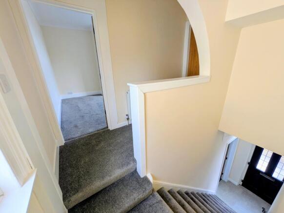 3 bed Terraced for sale Image 11