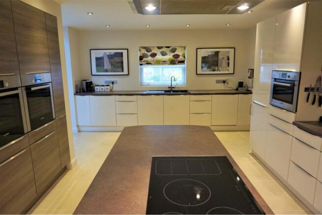 Kitchen / Breakfast