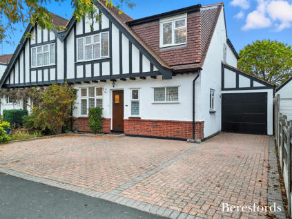 Leasway, Upminster, RM14