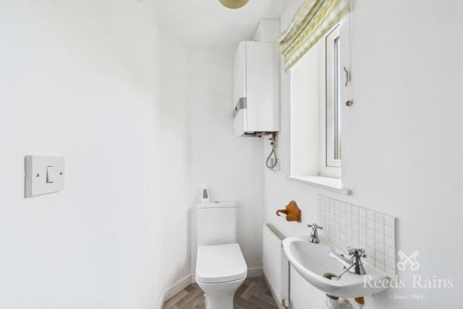 3 bed Semi-Detached for sale Image 7
