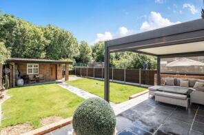 166, Sherrards Way, Barnet EN5 2BN