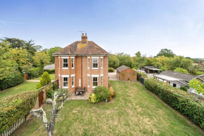 Ashford Road, St. Michaels, Tenterden, Kent, TN30 photo 4