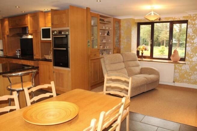 Kitchen / Diner