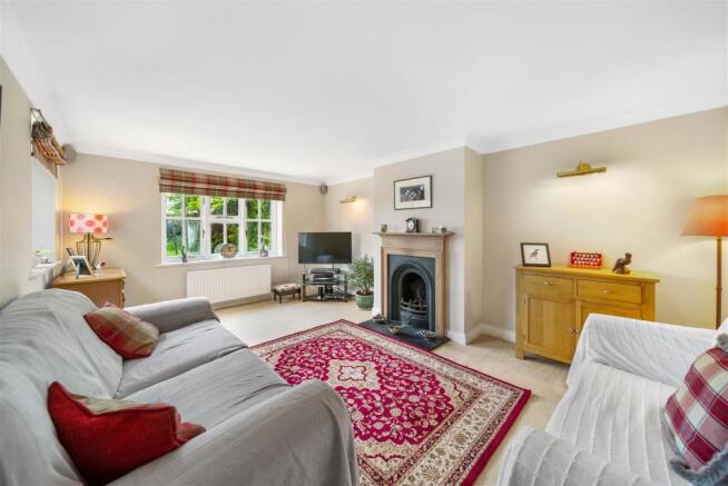 SITTING ROOM