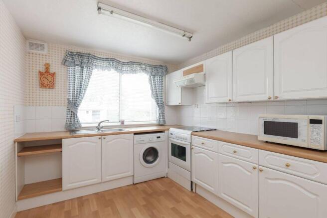 52 Hillpark Wood, EDINBURGH, EH4 7SZ photo 4