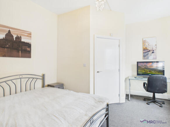 En-Suite Room to Let