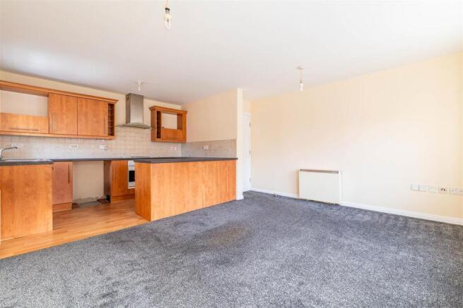 Lounge/Dining/Kitchen