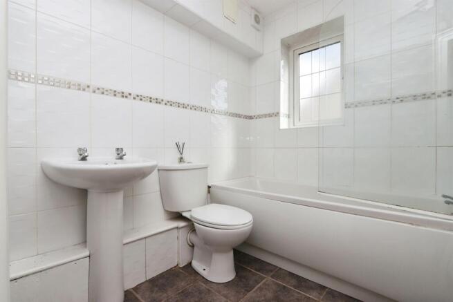 9 bed Apartment for sale Image 11