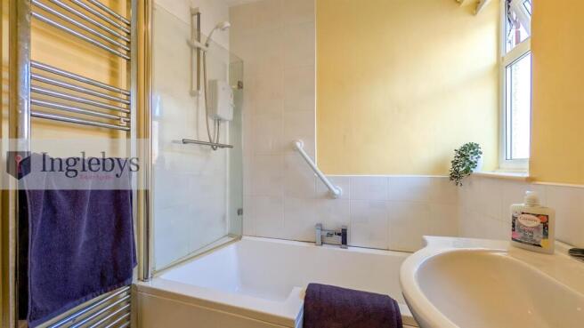 3 bed Semi-Detached for sale Image 11