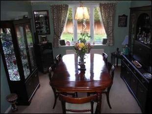 DINING ROOM: