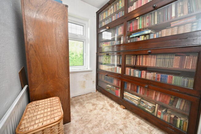 3 bed Semi-Detached for sale Image 11