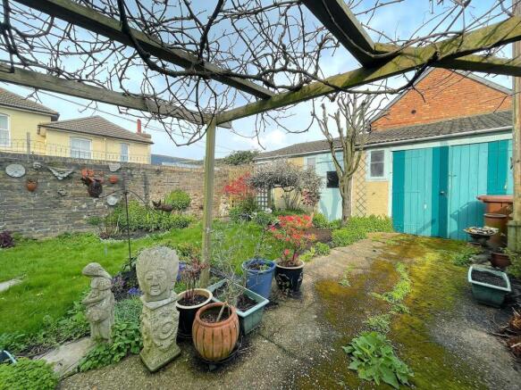 Garden (2)