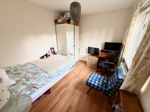 Photo 16