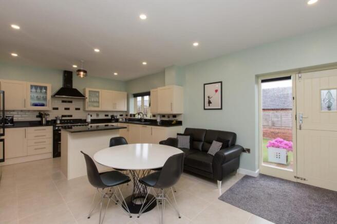 Kitchen Diner