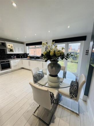 Kitchen Diner