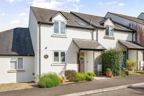 8, Loup Court, Axminster EX13 5FD