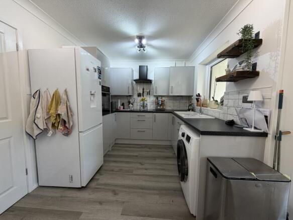 20260217_101409984_iOS