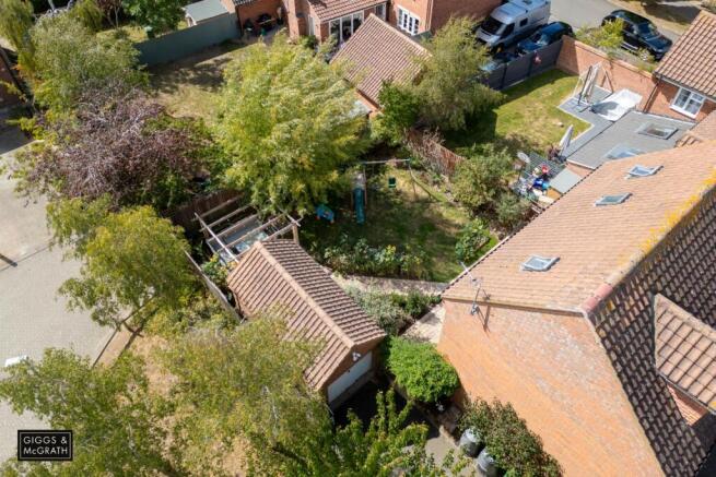 Foxhollow, Great Cambourne, Cambridge, Cambridgeshire, CB23 5HT photo 4